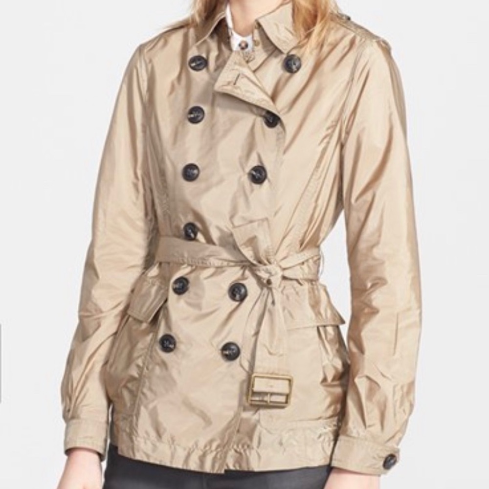 Classic Burberry Brit Raincoat-NWOT